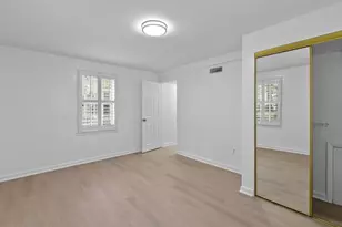 708 S Arlington Mill Dr S, Arlington, VA 22204 - Photo 14