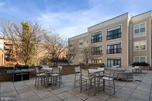 989 S Buchanan Street S, Arlington, VA 22204 - Photo 10