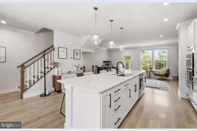 1015 S Taylor Court, Arlington, VA 22204 - Photo 1