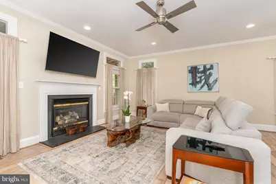 1900 N Nelson Street, Arlington, VA 22207 - Photo 18