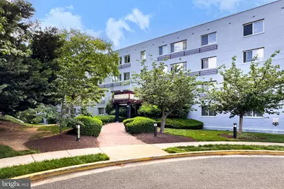 3701 5th Street S #501, Arlington, VA 22204 - Photo 2