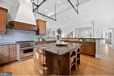 1908 S Arlington Ridge Road, Arlington, VA 22202 - Photo 22