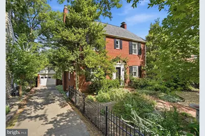 1911 N Harvard Street, Arlington, VA 22201 - Photo 1
