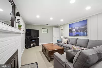 1911 N Harvard Street, Arlington, VA 22201 - Photo 30