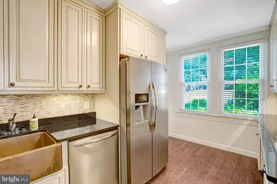 1303 S Barton Street #211, Arlington, VA 22204 - Photo 12