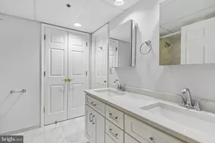1276 N Wayne St, Arlington, VA 22201 - Photo 18