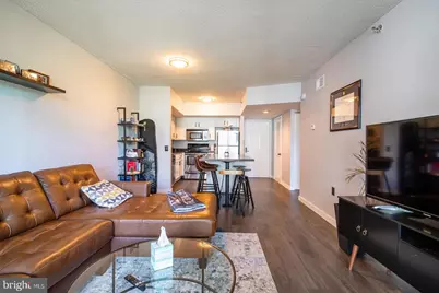 1001 N Randolph Street #417, Arlington, VA 22201 - Photo 8