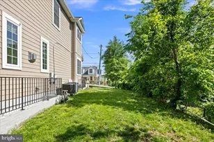 3121 24th St S, Arlington, VA 22206 - Photo 42
