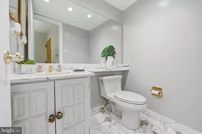 1101 South Arlington Ridge #305, Arlington, VA 22202 - Photo 6