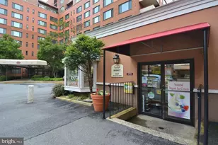 1121 Arlington Blvd, Arlington, VA 22209 - Photo 12