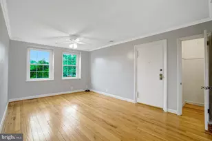 2873 S Buchanan St, Arlington, VA 22206 - Photo 2