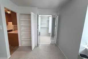 4390 Lorcom Ln, Arlington, VA 22207 - Photo 6