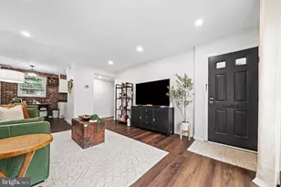 2717 S Walter Reed Dr, Arlington, VA 22206 - Photo 2