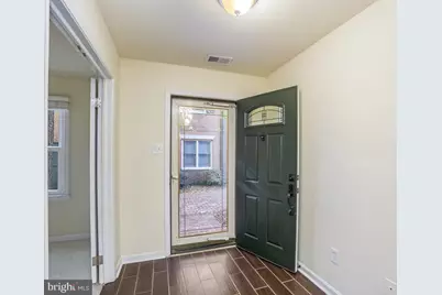1128 N Taylor Street #1, Arlington, VA 22201 - Photo 4