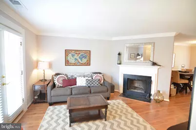 2627 S Walter Reed Drive S #B, Arlington, VA 22206 - Photo 2