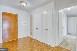 1101 S Arlington Ridge Rd, Arlington, VA 22202 - Photo 4
