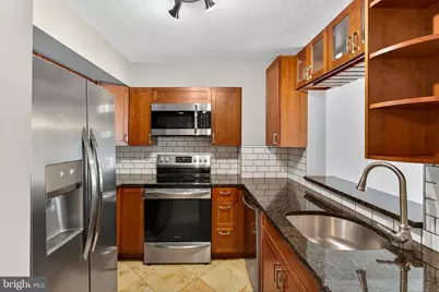 2100 Langston Blvd Boulevard #335, Arlington, VA 22201 - Photo 14