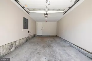 512 N Monroe St, Arlington, VA 22201 - Photo 40