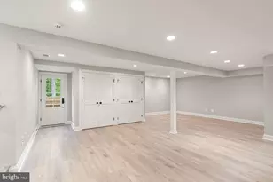 3667 N Harrison St, Arlington, VA 22207 - Photo 48