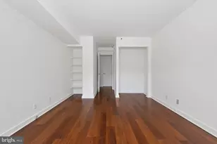1600 N Oak St, Arlington, VA 22209 - Photo 32