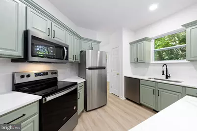 2032 S Langley Street, Arlington, VA 22204 - Photo 6