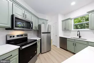 2032 S Langley St, Arlington, VA 22204 - Photo 6