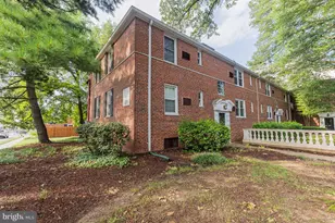 100 N George Mason Dr, Arlington, VA 22203 - Photo 2