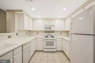 3830 9th St N, Arlington, VA 22203 - Photo 2