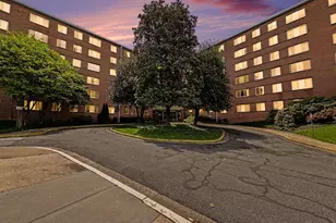 3000 Spout Run Pkwy, Arlington, VA 22201 - Photo 1