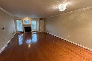 6924 Fairfax Dr, Arlington, VA 22213 - Photo 4