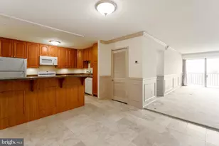 1300 Army Navy Dr, Arlington, VA 22202 - Photo 6