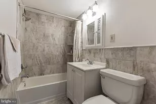 1300 S Arlington Ridge Rd, Arlington, VA 22202 - Photo 14