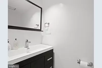 2927 S Woodstock Street #6, Arlington, VA 22206 - Photo 4