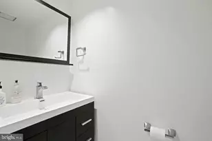 2927 S Woodstock St, Arlington, VA 22206 - Photo 4