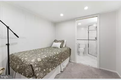 4892 28th Street S, Arlington, VA 22206 - Photo 32