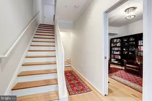 2058 Oakland St, Arlington, VA 22207 - Photo 4