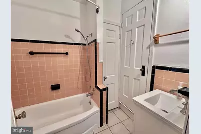 1208 S Cleveland Street #TOP FLOOR, Arlington, VA 22204 - Photo 8