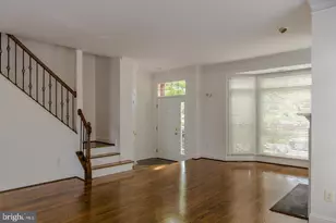 2175 N Pierce St, Arlington, VA 22209 - Photo 4