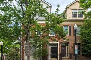 2175 N Pierce St, Arlington, VA 22209 - Photo 1
