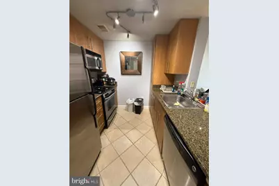 1021 N Garfield Street #608, Arlington, VA 22201 - Photo 4