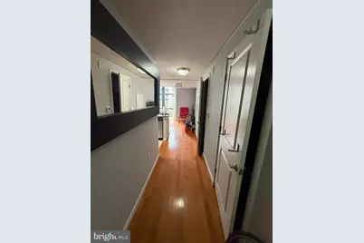 1021 N Garfield Street #608, Arlington, VA 22201 - Photo 2