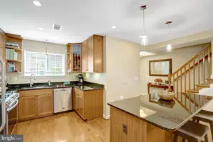 4123 S Four Mile Run Dr, Arlington, VA 22204 - Photo 16
