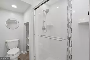 2528 S Walter Reed Dr, Arlington, VA 22206 - Photo 16