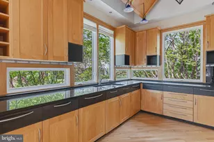 3190 N Woodrow St, Arlington, VA 22207 - Photo 10