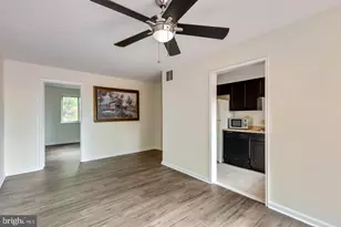 500 26th St S, Arlington, VA 22202 - Photo 2
