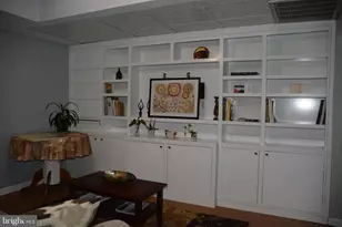 1736 N Rhodes St, Arlington, VA 22201 - Photo 4
