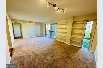1300 Army Navy Drive #1010, Arlington, VA 22202 - Photo 16