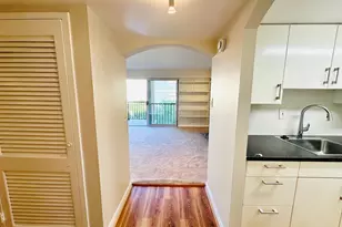 1300 Army Navy Dr, Arlington, VA 22202 - Photo 6