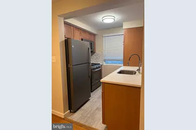 133 S Courthouse Road #7, Arlington, VA 22204 - Photo 8