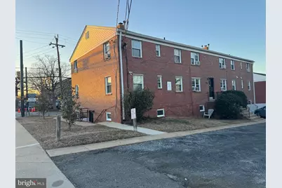 133 S Courthouse Road #7, Arlington, VA 22204 - Photo 2